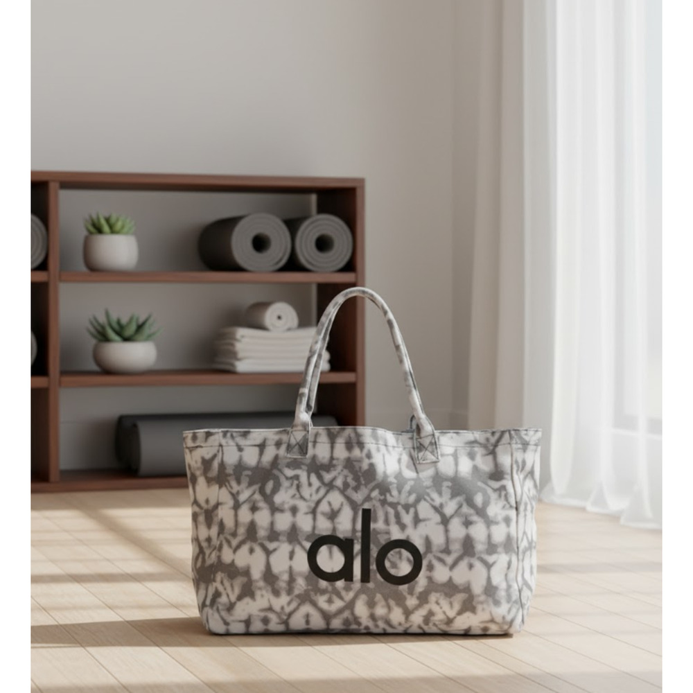 Alo Yoga Large Tie Dye Canvas Tote Bag Gray White Logo Gym Beach Carryall - Picture 2 of 16